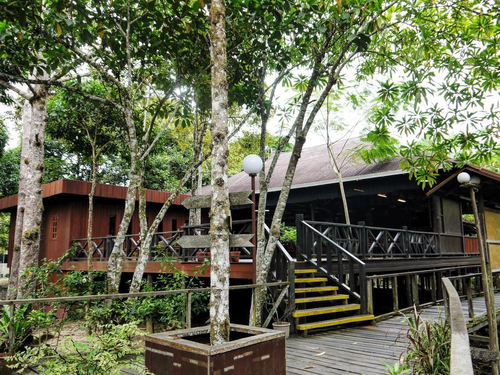Bilit Rainforest Lodge Sandakan Buitenkant foto
