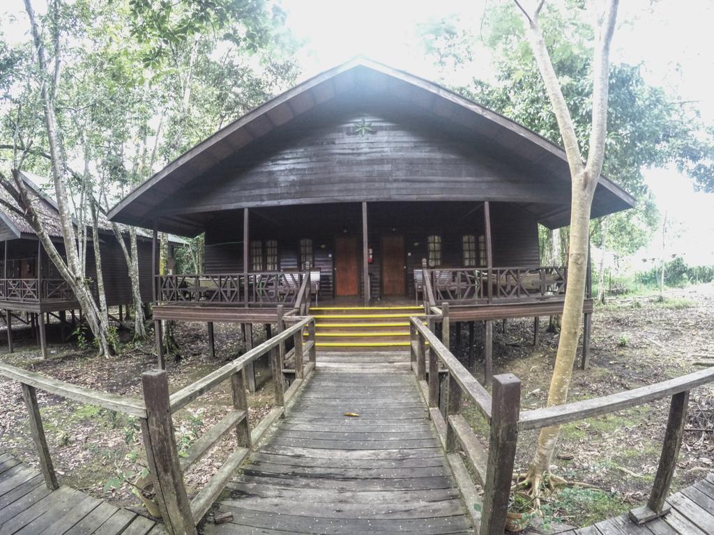 Bilit Rainforest Lodge Sandakan Buitenkant foto